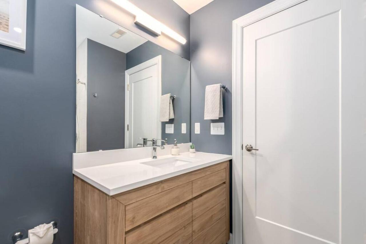 Soaring 2-Bedroom Parkside Loft Walkable To It All Cincinnati Exterior photo