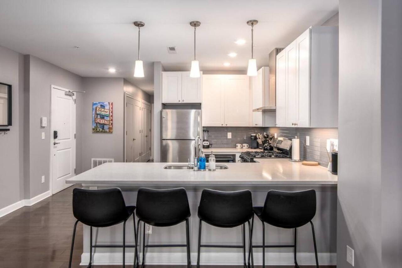 Soaring 2-Bedroom Parkside Loft Walkable To It All Cincinnati Exterior photo